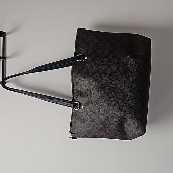 COACH BAG & MATCHING WALLET (GENTLY USED) - Picture 3 of 4